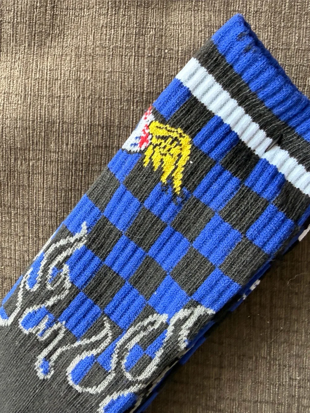 NWT Von Dutch 3 Pack Men's Crew Socks Blue Black Checkers and Flames One size